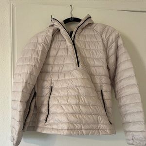 Everlane Renew Puffer Hoodie Cream